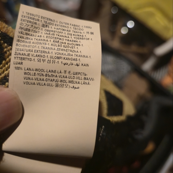 Versace Scarf - Picture 7 of 7